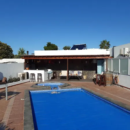 别墅 Extremely Private Villa, Heated Pool & Jacuzzi, Pool Wet Bar, Great Views.
