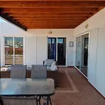 Extremely Private Villa, Heated Pool & Jacuzzi, Pool Wet Bar, Great Views. * 普拉亚布兰卡