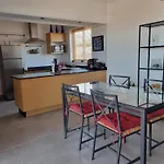 Extremely Private Villa, Heated Pool & Jacuzzi, Pool Wet Bar, Great Views. 别墅