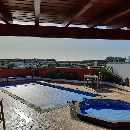 וילה Extremely Private Villa, Heated Pool & Jacuzzi, Pool Wet Bar, Great Views. *