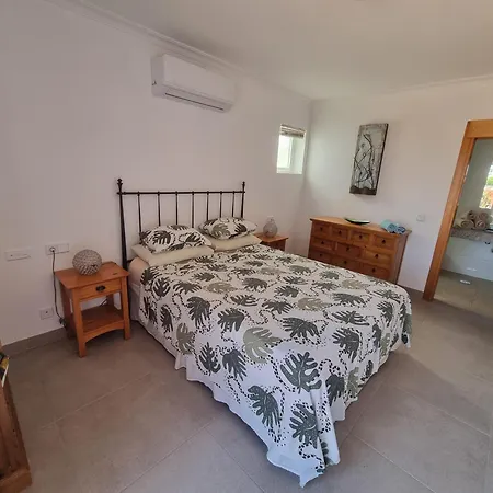 ヴィラ Extremely Private Villa, Heated Pool & Jacuzzi, Pool Wet Bar, Great Views.