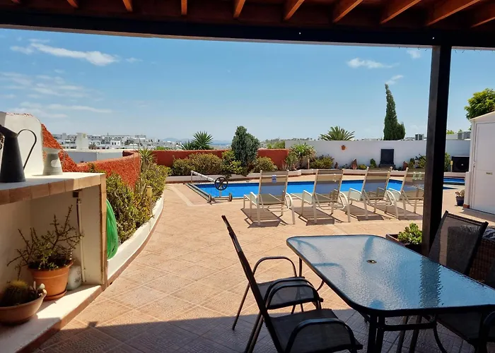 Extremely Private Villa, Heated Pool & Jacuzzi, Pool Wet Bar, Great Views. Playa Blanca (Lanzarote)