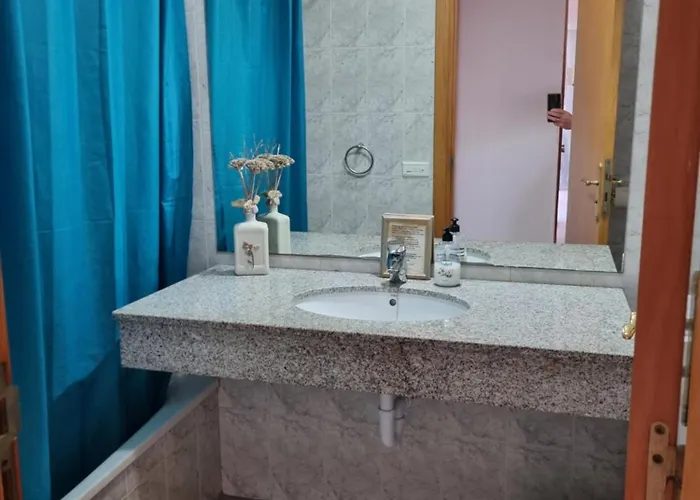 别墅 Extremely Private Villa, Heated Pool & Jacuzzi, Pool Wet Bar, Great Views. *